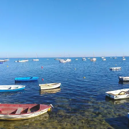 Estrella Del Mar Tranquil And Spacious Villa, Convenient Location 3-5 Mins' Walk To Amenities *